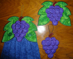 towel toppers grapes