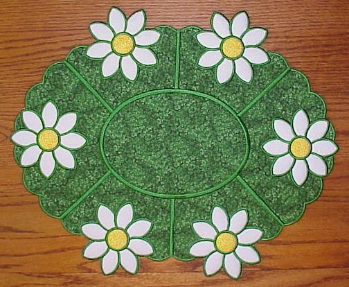 daisy oval placemat